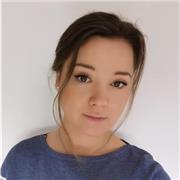 Je suis étudiante en 3e année de Gestion, je donne des cours de SES car c'est le métier que je veux faire plus tard